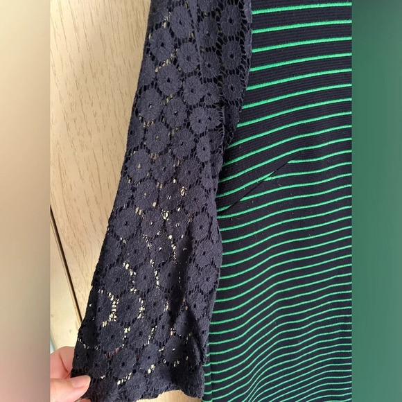 Postmark Anthropologie Women’s Medium Blue Green Striped Cute Top Shirt Lace - Picture 2 of 10